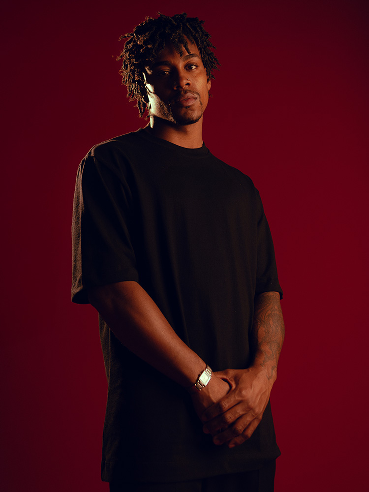 Camiseta Over Lisa Preta